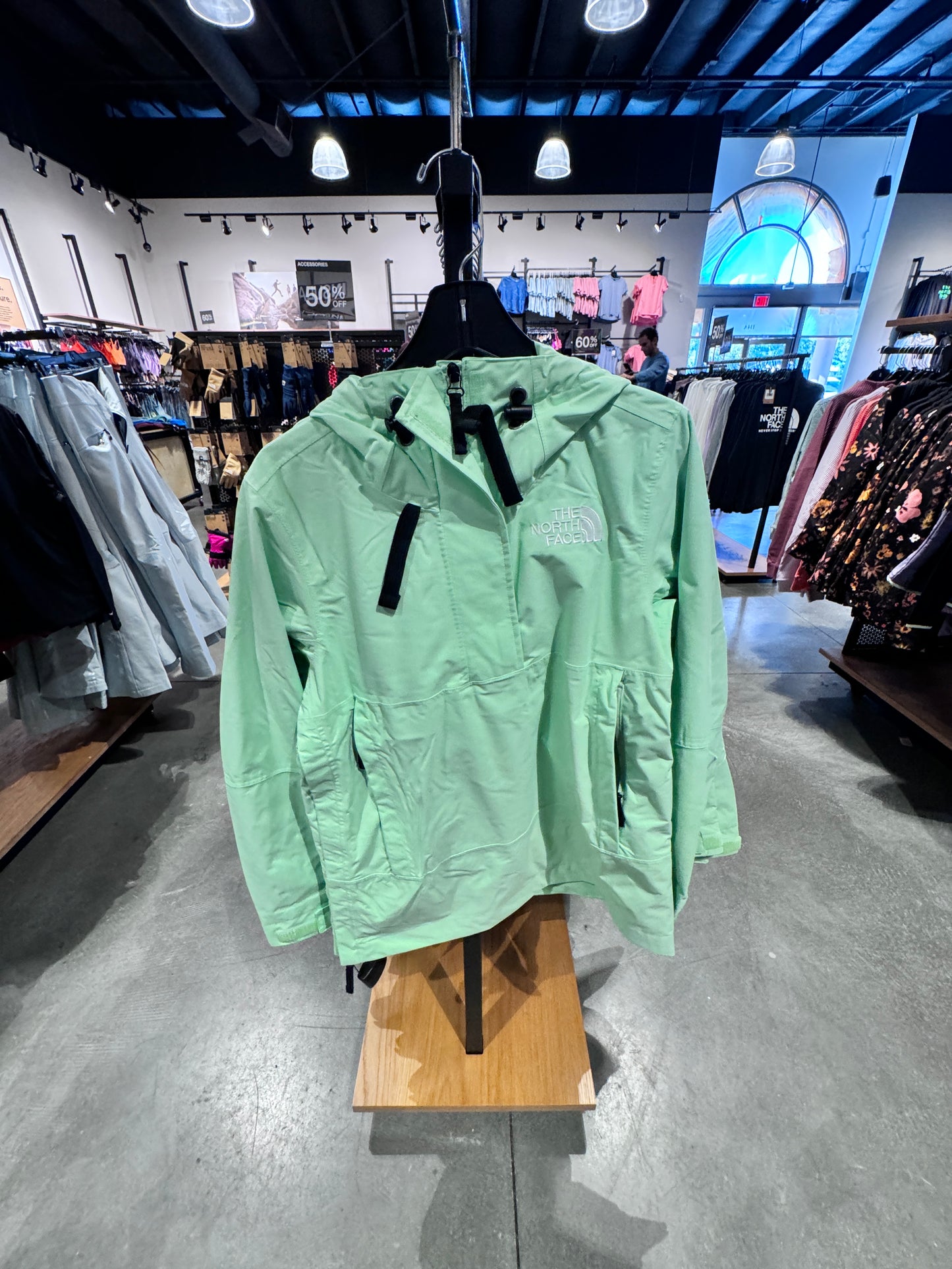 「預購」北臉 The North Face 薄荷綠 多口袋連帽上衣